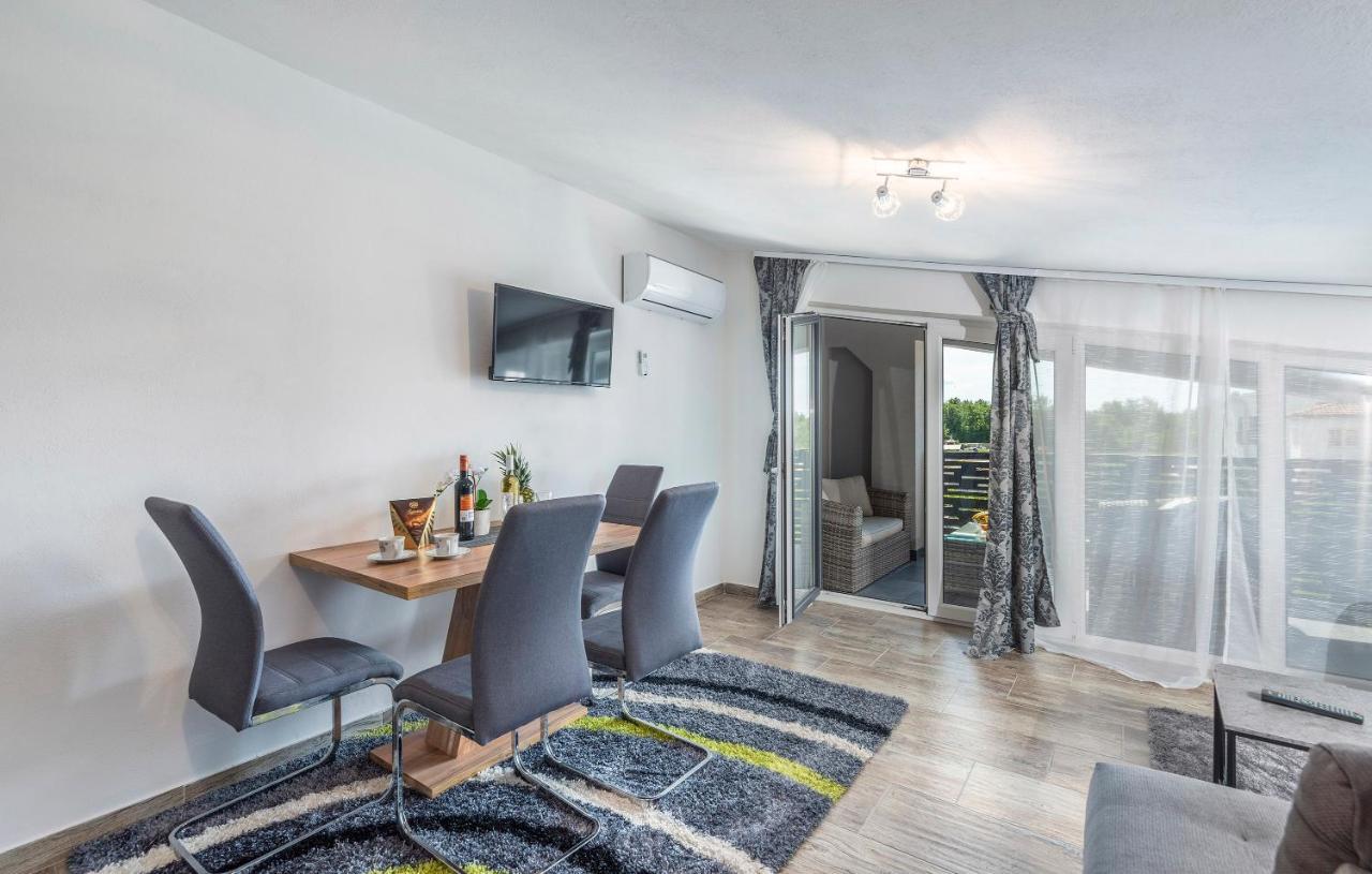 Apartmani Natalija Poreč Habitación foto